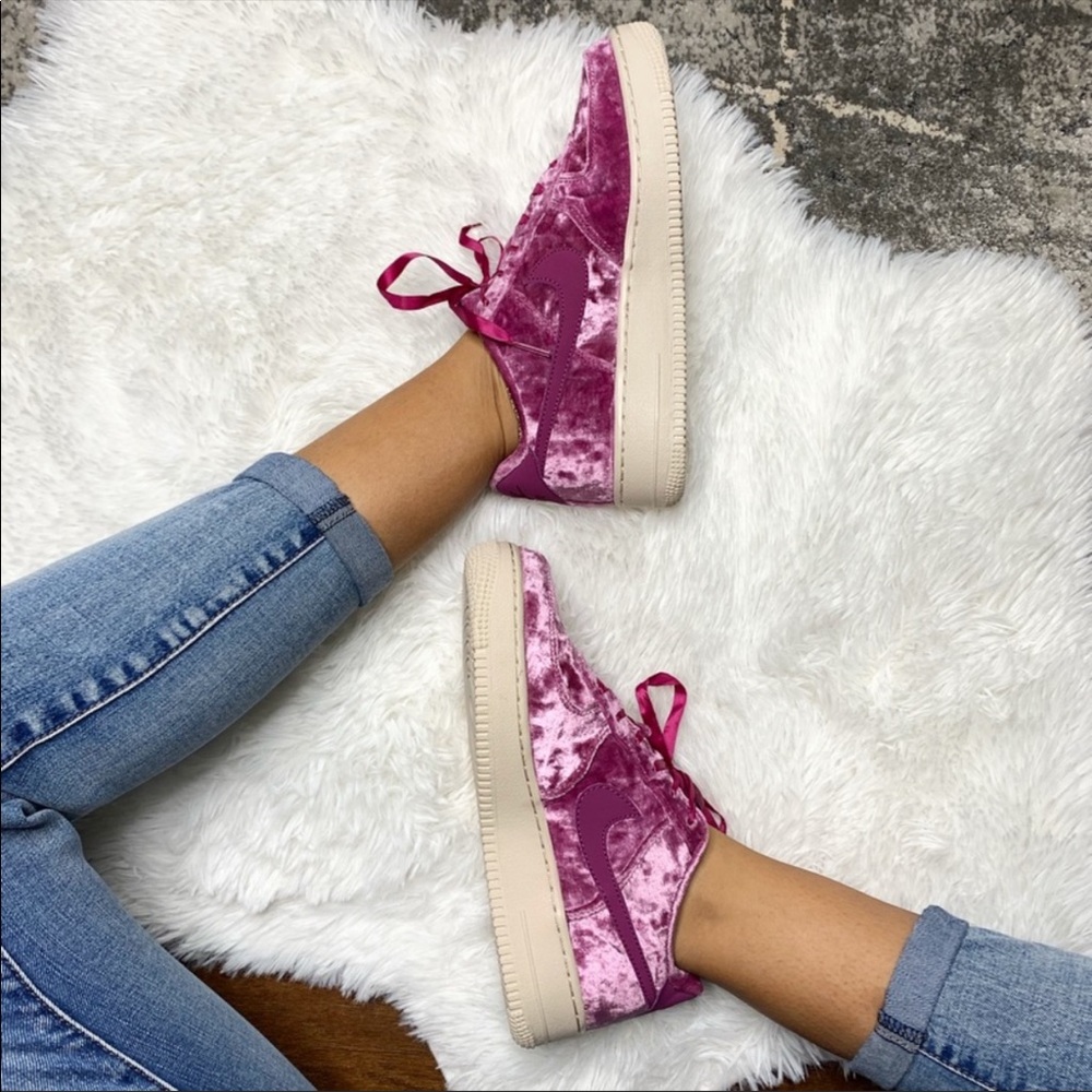 Air Force 1 LV8 GS 'Tea Berry'
